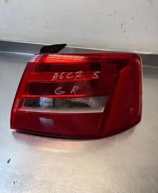 Rear/tail lights