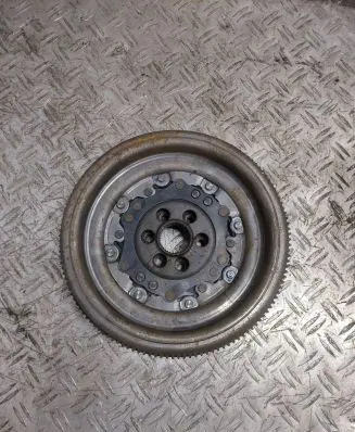 Volkswagen Golf V Flywheel
