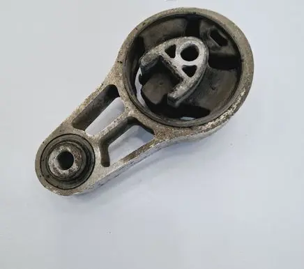 Mini One - Cooper Clubman R55 Engine mount bracket 6783094