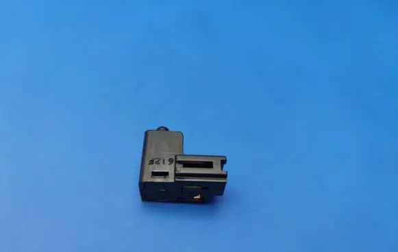 Lexus IS 220D-250-350 Hand parking brake sensor 612F