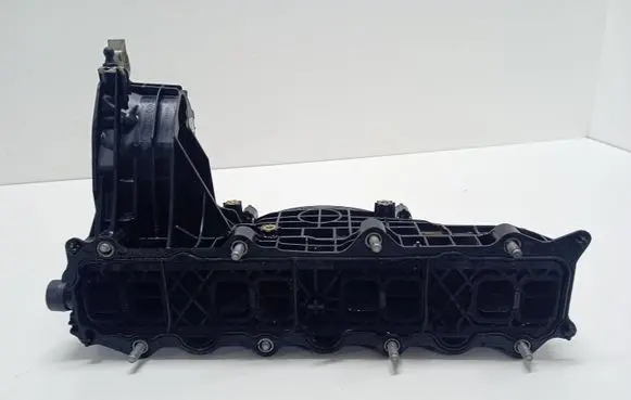 Mercedes-Benz C W204 Intake manifold A6510900037