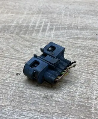 Mercedes-Benz C W203 Plug wire A2035450328