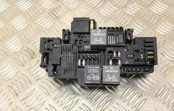 Mercedes-Benz E W238 Fuse module A2139062202