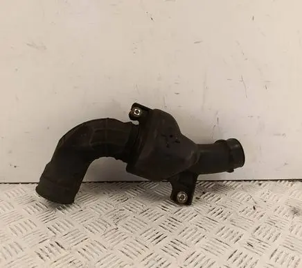 Honda CR-V Air intake duct part ATP153