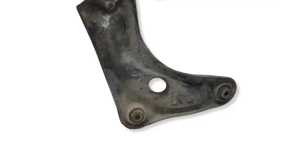 Peugeot 207 Front lower control arm/wishbone 