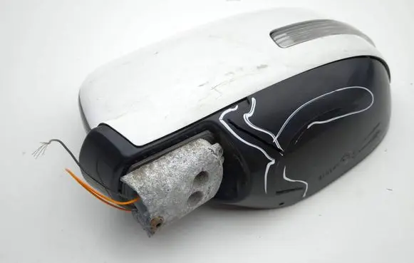 Manual wing mirror