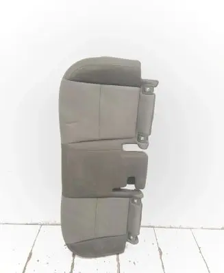 Hyundai Tucson TL Rear seat 89150D7000