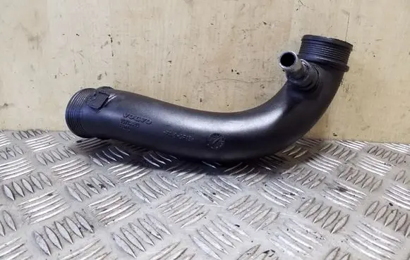 Volvo XC90 Turbo air intake inlet pipe/hose 30714480