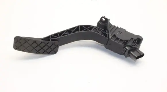 Volkswagen Golf VII Accelerator throttle pedal 5Q2723503F