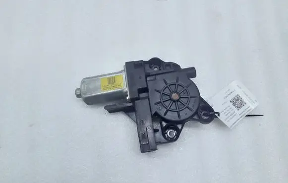 Volvo S80 Front door window regulator motor 970714101
