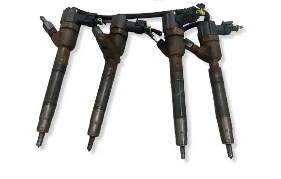 KIA Soul Fuel injectors set 0445110320