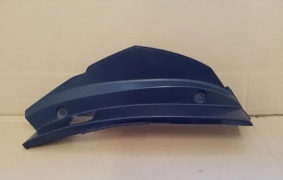 Subaru Legacy Rear/tail light trim molding 42220952