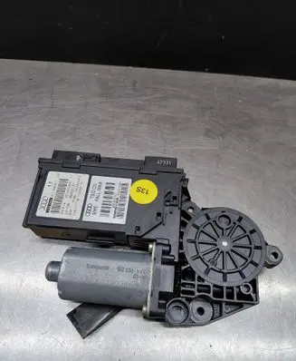 Audi A8 S8 D3 4E Front door window regulator motor 4E1959801 4E1910802