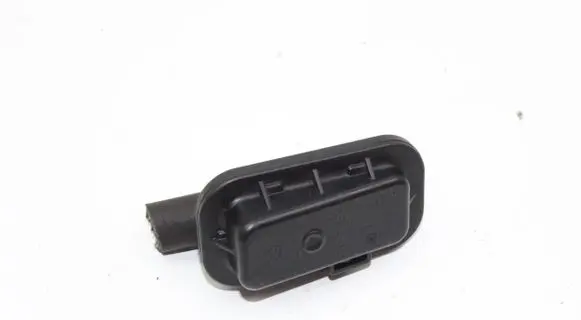 Volkswagen PASSAT B8 Fuel pressure sensor 5Q0127242B