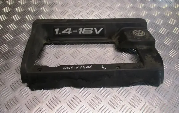 Volkswagen Golf IV Engine cover (trim)