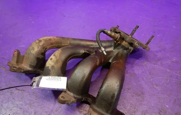 Ford Fiesta Exhaust manifold