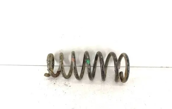Toyota Avensis T250 Rear coil spring