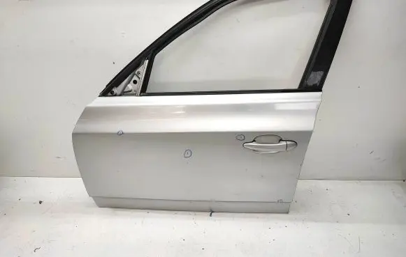 BMW X3 E83 Front door