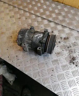 Renault Laguna I Air conditioning (A/C) compressor (pump) SD7VBAR