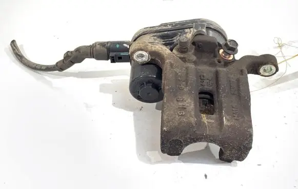 KIA Optima Rear brake caliper A558237700