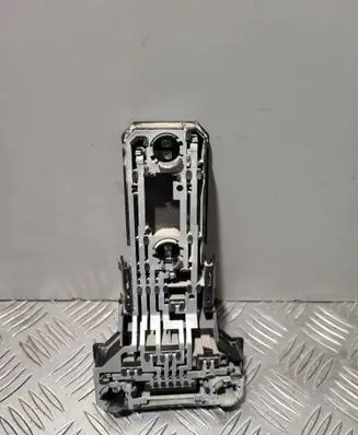 Volkswagen PASSAT B5 Tail light bulb cover holder 3B9945257