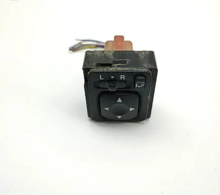 Mitsubishi L200 Wing mirror switch MR951187