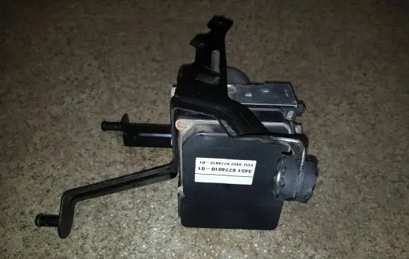 BMW 5 E60 E61 ABS Pump 34516774010 34526774012