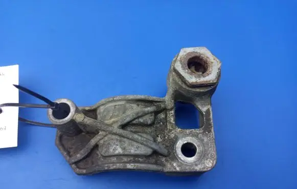 Mercedes-Benz E W211 Sway bar bush bracket, front A2113231226