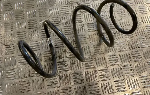 BMW 1 F20 F21 Front coil spring 5457323