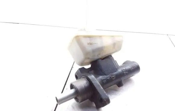 Opel Vectra A Master brake cylinder 3350881881