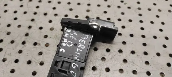 Citroen Berlingo Mass air flow meter 9677093080 967709308001