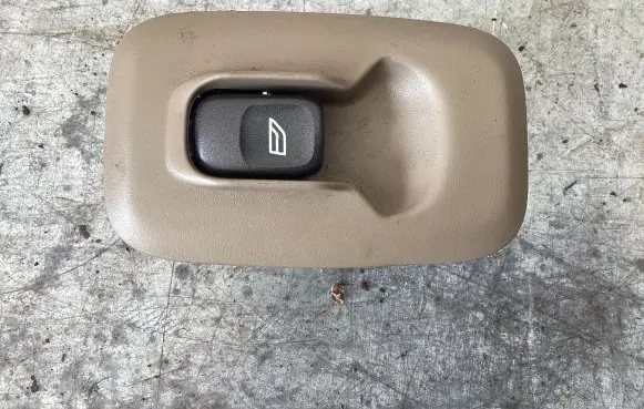 Volvo XC90 Electric window control switch 30658696 5586N3RUA