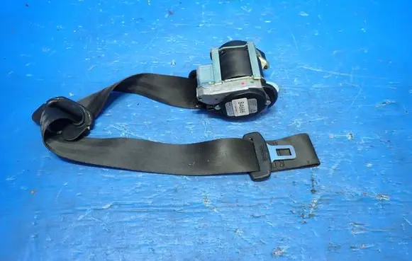 Seat Ibiza IV (6J,6P) Front seatbelt