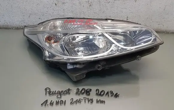 Peugeot 208 Headlight/headlamp