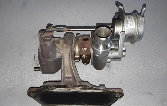 Nissan Micra K14 Turbo 144108035R
