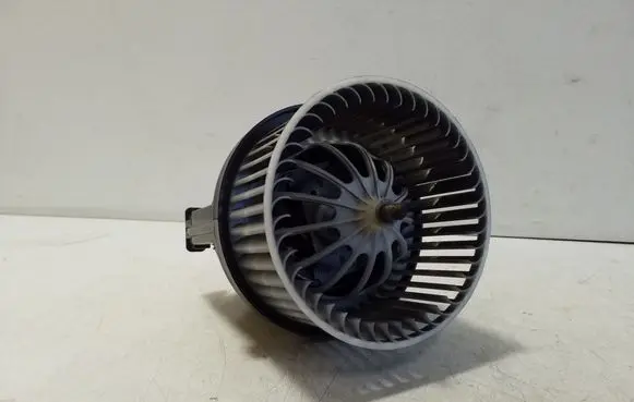 Land Rover Discovery Sport Heater fan/blower EC129002 00111435