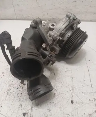 Mercedes-Benz E W238 Water pump A6542010010
