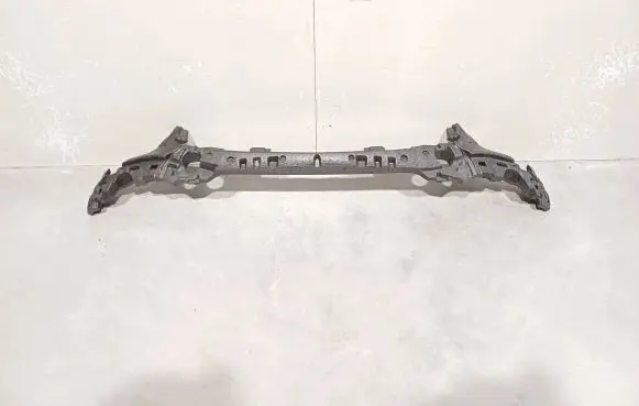 Front bumper foam support bar