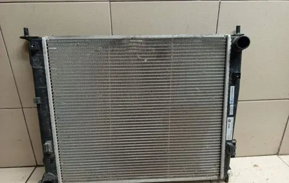 KIA Soul Coolant radiator 376790421