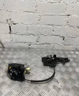 Audi Q7 4L Rear door lock 3C4839015