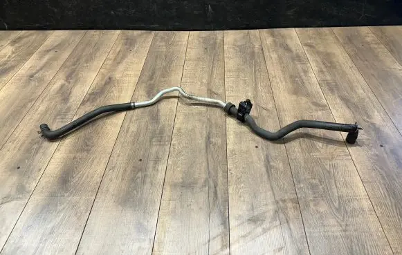 Mercedes-Benz GL X166 Engine coolant pipe/hose A1668300796