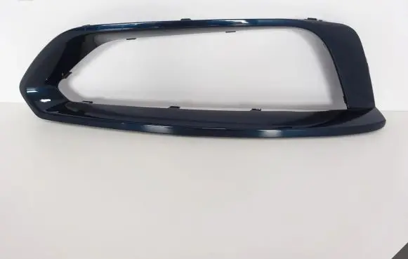 BMW 2 F22 F23 Front bumper lower grill 7311666