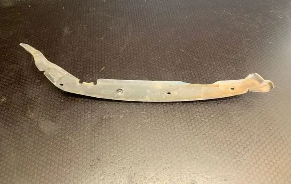 Lexus IS 220D-250-350 Fender end trim 5382853020