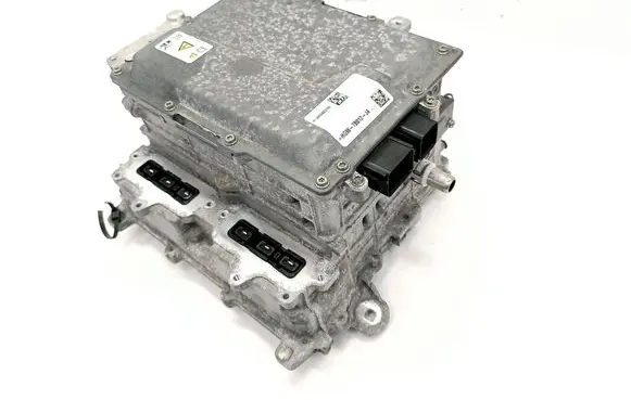 Ford Fusion II Voltage converter inverter HG987B012JA