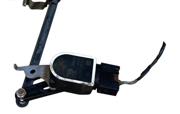 BMW 4 F36 Gran coupe Headlight/headlamp level sensor 6860843 37146860843