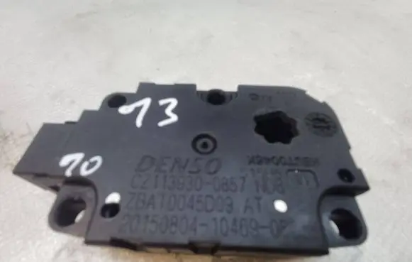 Audi A6 Allroad C7 Air flap motor/actuator CZ1139300857 20150804 ZBAT0045D09AT
