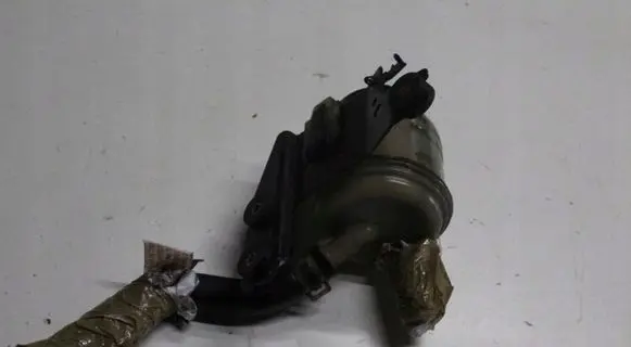 Nissan Pathfinder R51 Power steering fluid tank/reservoir 49180EB300