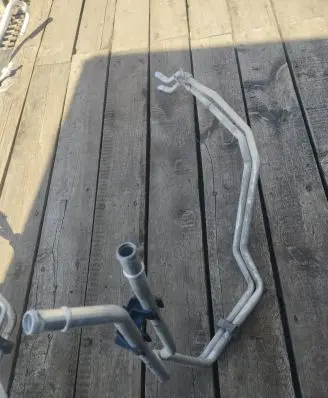 Chrysler Town & Country V Engine coolant pipe/hose
