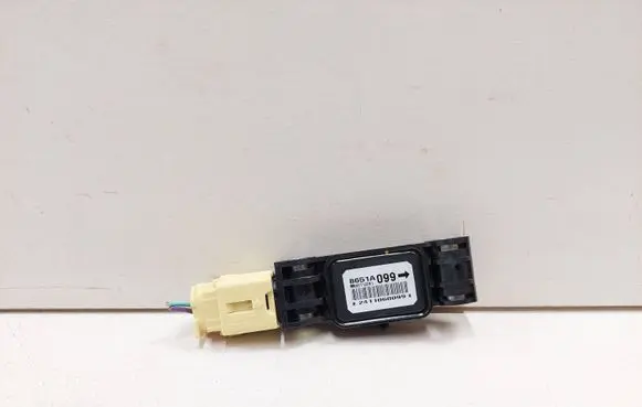 Peugeot iOn Airbag deployment crash/impact sensor 8651A099