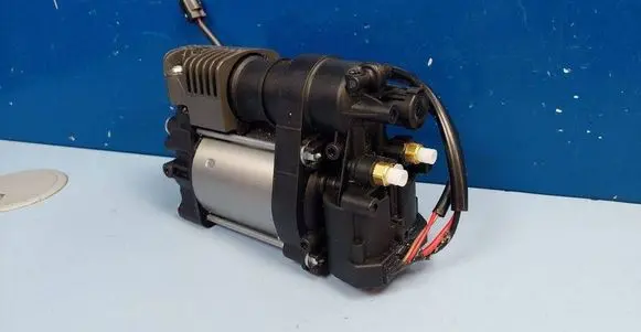 Tesla Model S Air suspension compressor/pump 600640300A